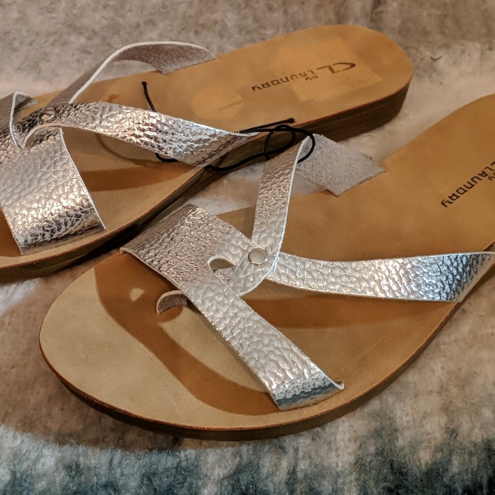 Chinese laundry NEW silver slide sandal